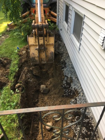 Home foundation cracks before repair